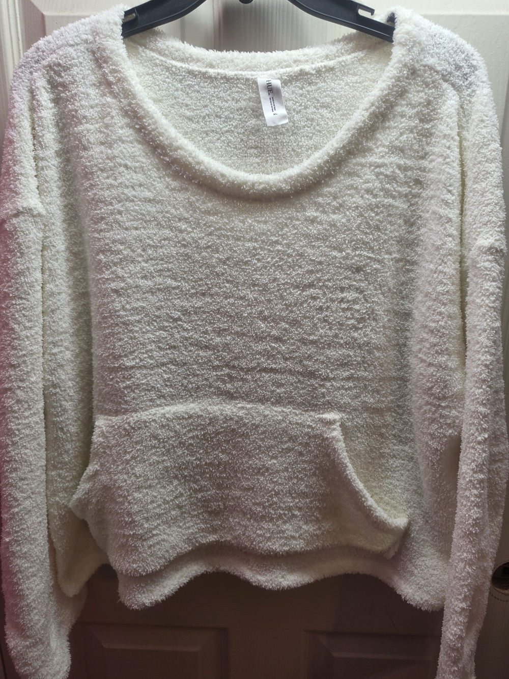 HUE Womens Cream Plush Scoop-Neck Cozy Warm Sweater
